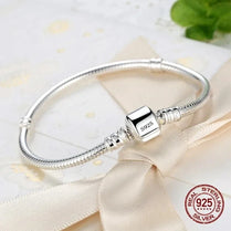 WOMEN's LUXURY SILVER BRACELET